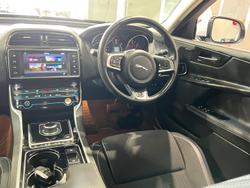 2017 Jaguar XE 20d R-Sport X760 MY17 Glacier White