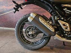 2025 Triumph Scrambler 400 XC Scrambler Yellow