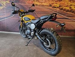 2025 Triumph Scrambler 400 XC Scrambler Yellow