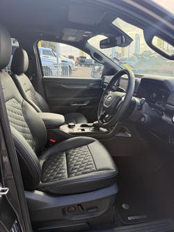 2025 Ford Everest Platinum