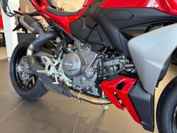 2025 Ducati Streetfighter V2 S Streetfighter Red