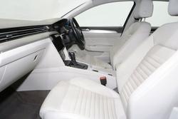 2021 Volkswagen Passat 162TSI Elegance