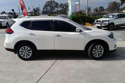 2018 Nissan
                X-TRAIL ST-L