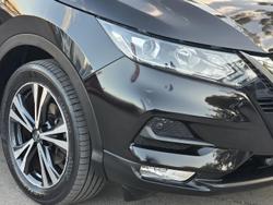 2017 Nissan
QASHQAI ST-L