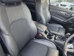 2017 Nissan
QASHQAI ST-L