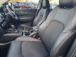2017 Nissan
QASHQAI ST-L