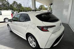 2020 Toyota
Corolla Ascent Sport Hybrid
