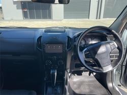 2017 Isuzu D-MAX SX High Ride MY17 4x2 Splash White