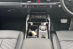 2025 Kia
                Sorento GT-Line