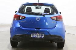 2015 Mazda
2 Maxx
