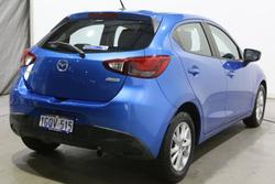 2015 Mazda
2 Maxx