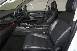2022 LDV
D90 Executive
