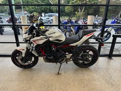 2022 Kawasaki Z650L (LAMS) WHITE