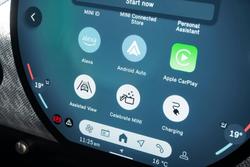 2025 MINI Cooper SE Favoured