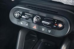 2025 MINI Cooper SE Favoured