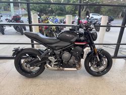 Triumph Trident 660