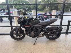 2022 Triumph TRIDENT 660 BLACK