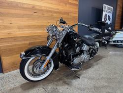 2017 Harley-davidson FLSTC HERITAGE SOFTAIL CLASSIC Black