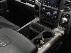 2020 RAM 1500 Laramie DS MY19 4X4 Dual Range Bright White