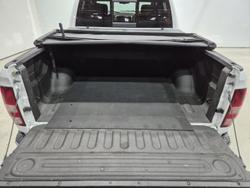 2020 RAM 1500 Laramie DS MY19 4X4 Dual Range Bright White