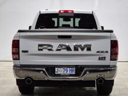 2020 RAM 1500 Laramie DS MY19 4X4 Dual Range Bright White