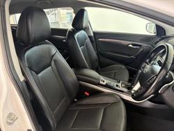 2013 Hyundai i40 Elite VF2 Creamy White