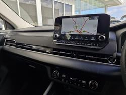 2022 Mitsubishi
Outlander LS