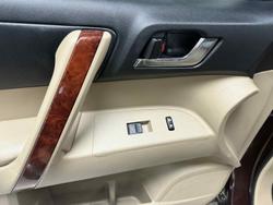 2013 Toyota Kluger Grande GSU40R Dark Furnace
