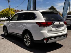 2018 Mitsubishi Outlander LS