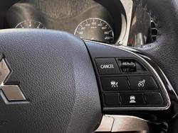 2018 Mitsubishi Outlander LS