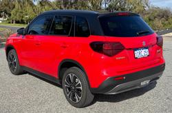 2024 Suzuki Vitara Turbo LY Series II Bright Red