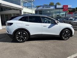 2025 Volkswagen ID.4 Pro