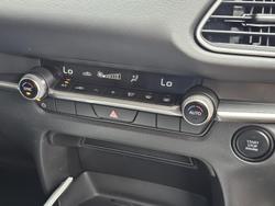 2025 Mazda CX-30 G20 Evolve