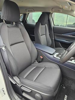 2025 Mazda CX-30 G20 Evolve