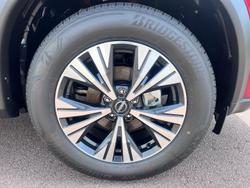 2025 Nissan
                X-TRAIL ST-L