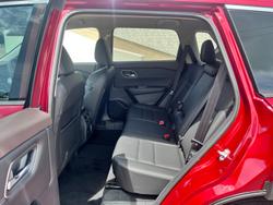 2025 Nissan
                X-TRAIL ST-L