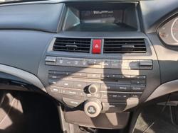 2012 Honda
                Accord VTi