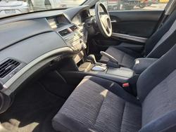 2012 Honda
                Accord VTi