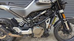 2021 HUSQVARNA SVARTPILEN 401 BLACK/SILVER