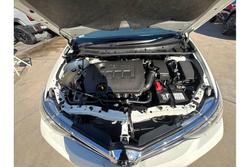 2015 Toyota
Corolla Ascent Sport