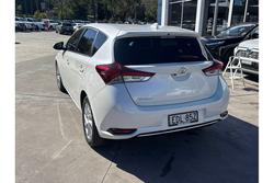 2015 Toyota
Corolla Ascent Sport