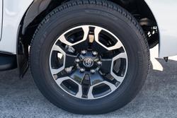 2025 Toyota Hilux SR5 48V GUN126R 4X4 Dual Range Frosted White
