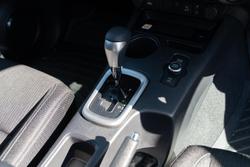 2025 Toyota Hilux SR5 48V GUN126R 4X4 Dual Range Frosted White