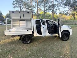 2018 Toyota Hilux SR GUN126R 4X4 Dual Range Glacier White