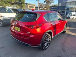2018 Mazda
                CX-5 Akera