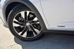 2018 Holden Calais V ZB MY18 AWD WHITE