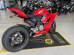 2020 DUCATI PANIGALE V2 RED