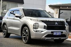 2024 Mitsubishi
Outlander Exceed