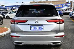 2024 Mitsubishi
Outlander Exceed