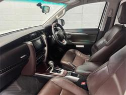 2016 Toyota Fortuner Crusade GUN156R 4X4 Dual Range Glacier White